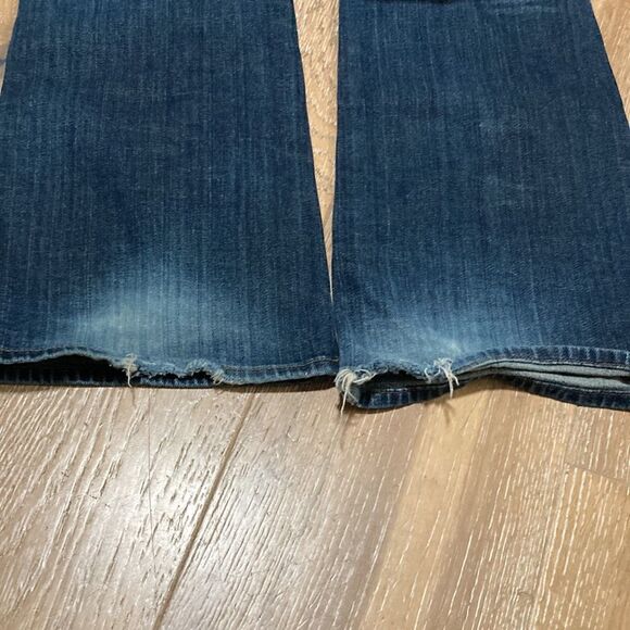 Lucky Brand Sweet N Low Boot Cut Medium Blue Wash Factory Faded Preowned Jeans - Picture 5 of 9